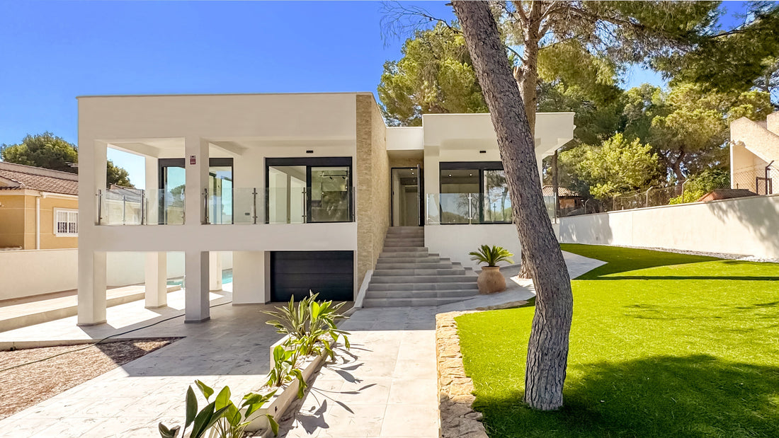 Villa de obra nueva Varsovia en Torrevieja